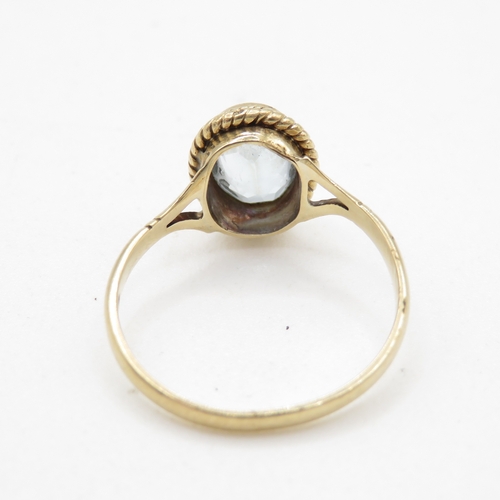 49 - 9ct gold vintage aquamarine dress ring (1.6g) Size L