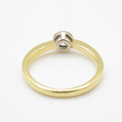 60 - 18ct gold diamond solitaire ring (2.5g) Size I