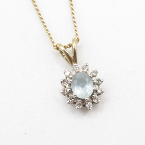 9ct gold vintage diamond and aquamarine set cluster pendant necklace (2.4g)