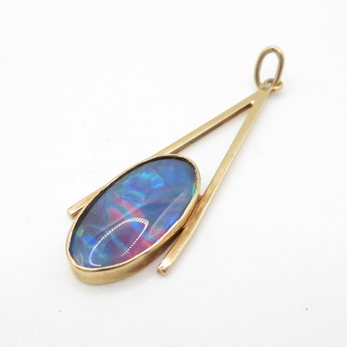 9ct gold opal triplet pendant (3.9g)
