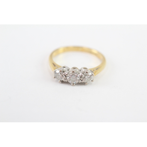 18ct gold diamond trilogy ring (3g) Size K
