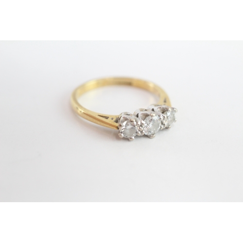 18ct gold diamond trilogy ring (3g) Size K