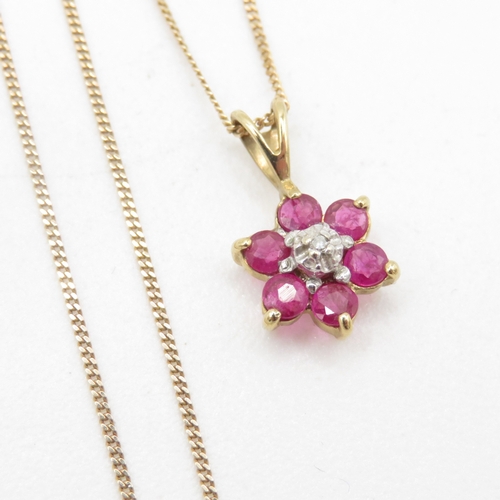 196 - 9ct gold ruby diamond cluster pendant necklace (1.3g)
