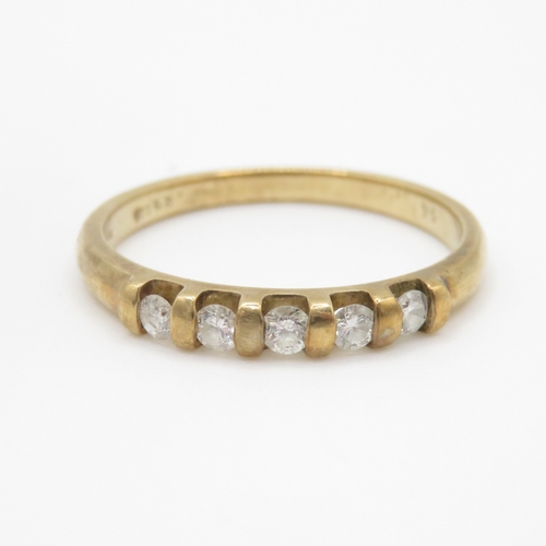 210 - 9ct gold diamond half eternity ring (2.4g) Size Q