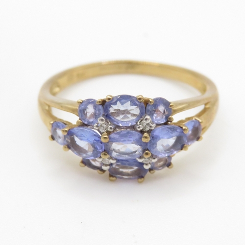 225 - 9ct gold tanzanite & diamond dress ring (2.2g) Size M