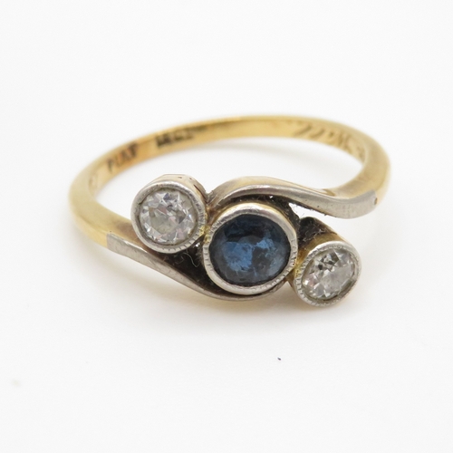 235 - 18ct gold & platinum sapphire & diamond trilogy ring (2.9g) Size L 1/2