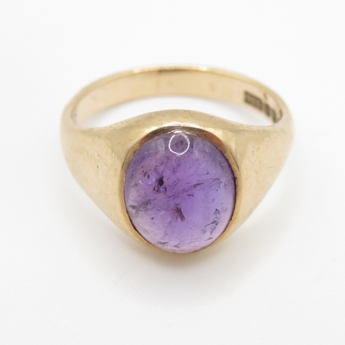 240 - 9ct gold antique cabochon amethyst dress ring (4g) Size K 1/2