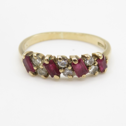 9ct gold ruby & diamond half eternity ring (1.5g) Size I