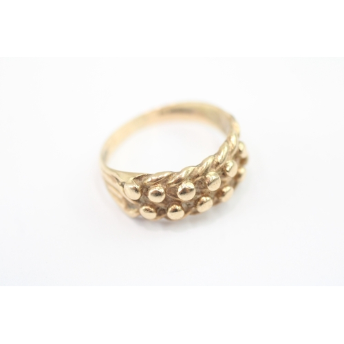 234 - 9ct gold vintage dress ring (4.2g) as seen - misshapen Size P