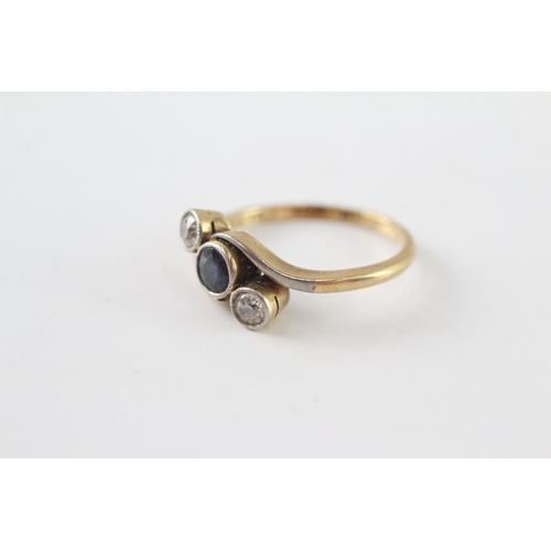 235 - 18ct gold & platinum sapphire & diamond trilogy ring (2.9g) Size L 1/2