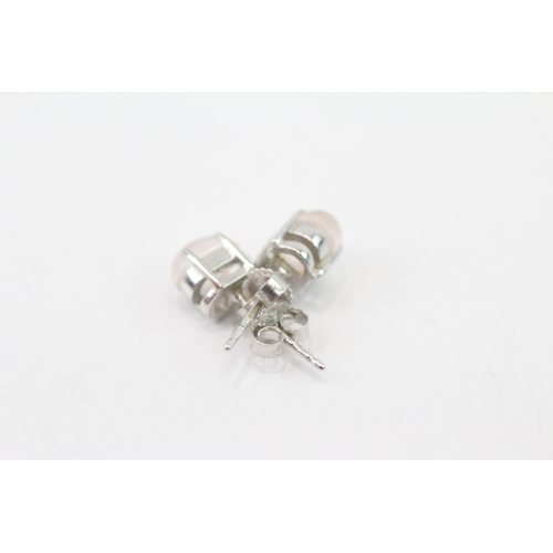 239 - 9ct white gold rose quartz stud earrings (1.6g)