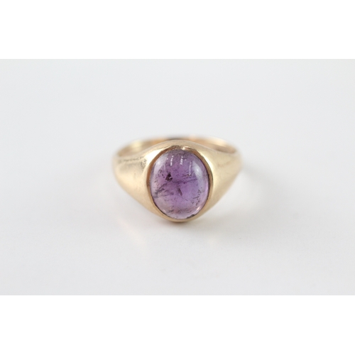 240 - 9ct gold antique cabochon amethyst dress ring (4g) Size K 1/2