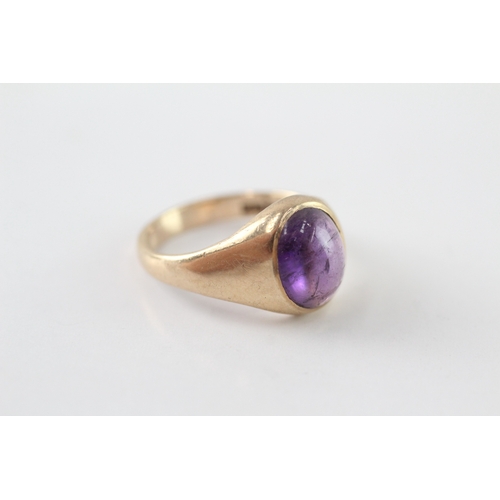 240 - 9ct gold antique cabochon amethyst dress ring (4g) Size K 1/2