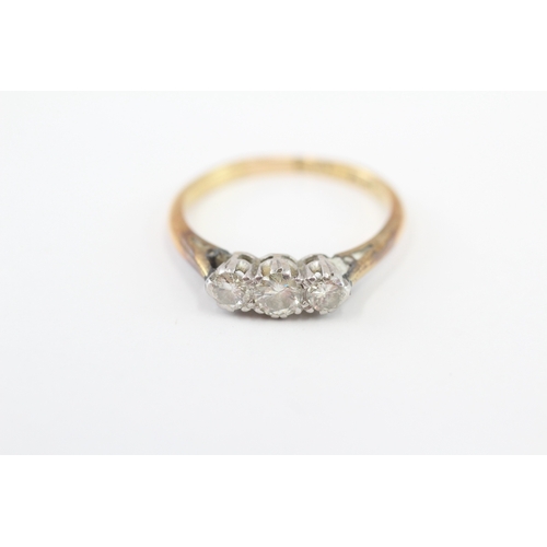 241 - 18ct gold & platinum diamond trilogy ring (2.8g) Size O 1/2