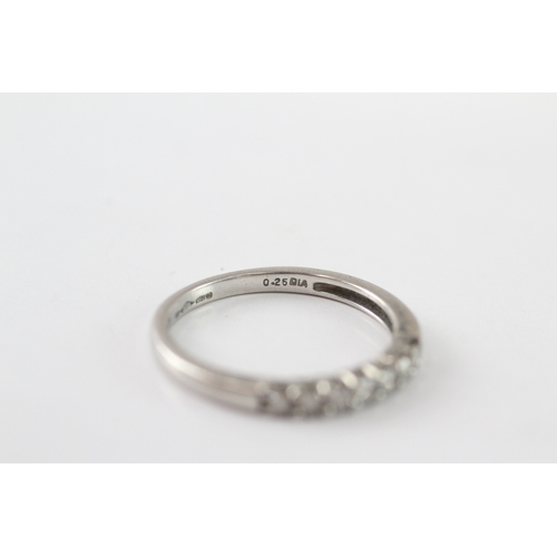245 - .950 platinum diamond row ring (3g) Size M