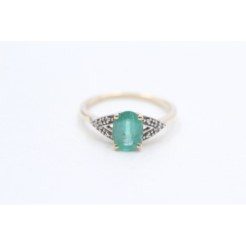 265 - 9ct gold emerald & diamond dress ring (2.5g) Size O