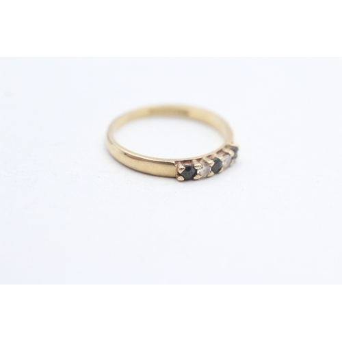 271 - 9ct gold sapphire & diamond ring (1.2g) Size J