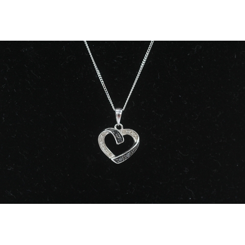 273 - 9ct gold black gemstone & diamond heart shape pendant necklace (1.7g)