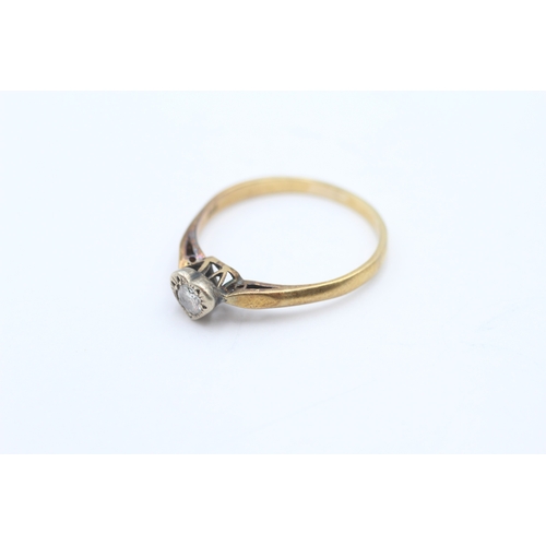 28 - 9ct gold diamond heart solitaire ring (2.6g) Size Q