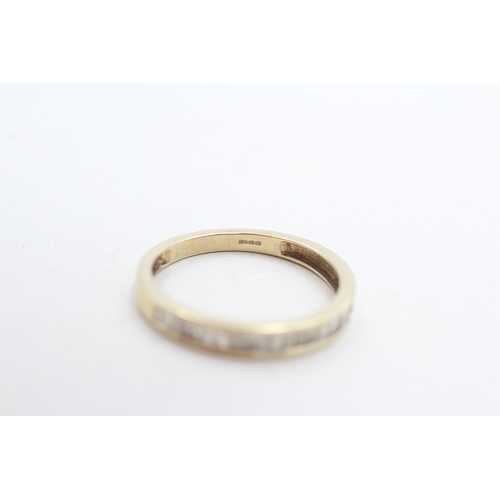 292 - 9ct gold diamond half eternity ring (1.6g) Size N