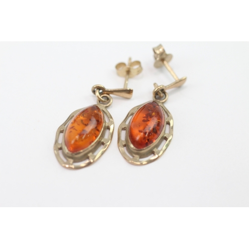 295 - 9ct gold amber drop earrings (3g)