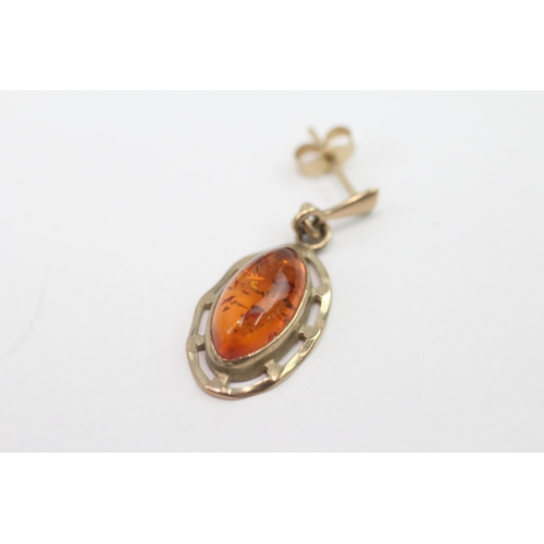 295 - 9ct gold amber drop earrings (3g)