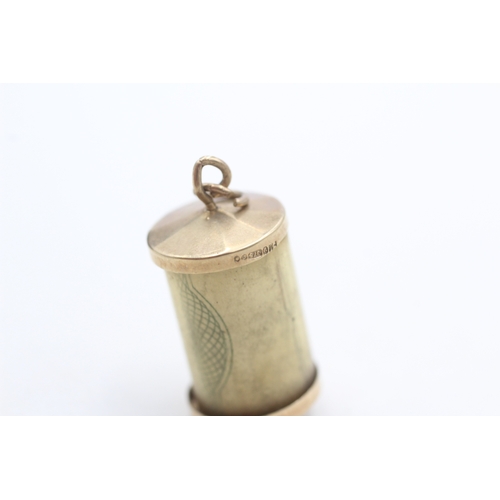 45 - 9ct gold 1 pound note charm pendant (2.7g)