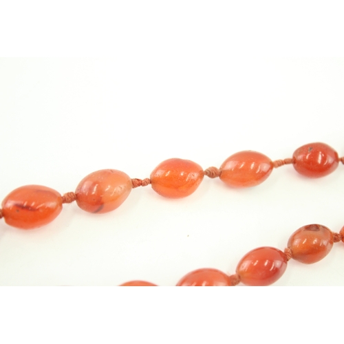 46 - 9ct gold vintage carnelian necklace (38g)