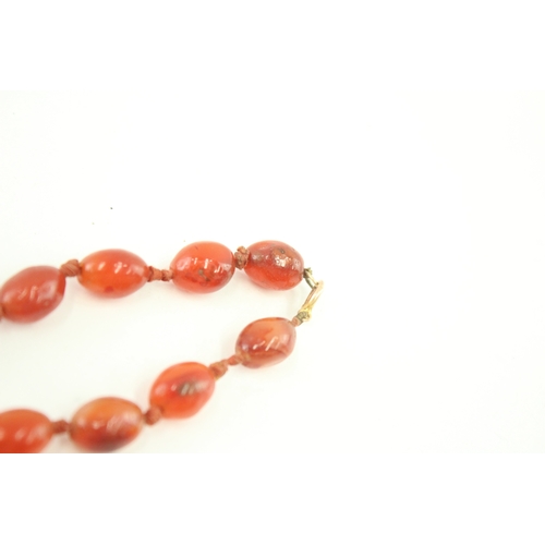 46 - 9ct gold vintage carnelian necklace (38g)