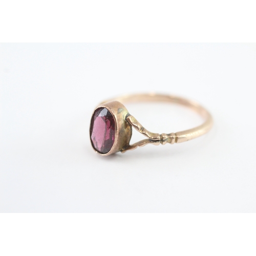 186 - 9ct gold antique garnet dress ring (2.9g) Size R 1/2