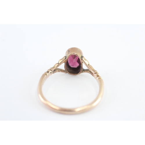 186 - 9ct gold antique garnet dress ring (2.9g) Size R 1/2