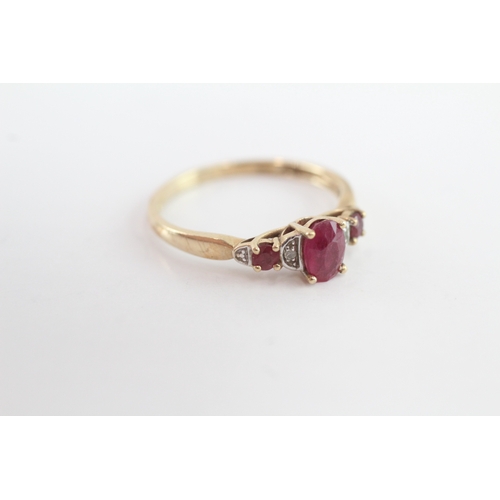 187 - 9ct gold ruby & diamond dress ring (1.7g) Size O