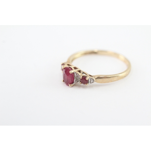 187 - 9ct gold ruby & diamond dress ring (1.7g) Size O