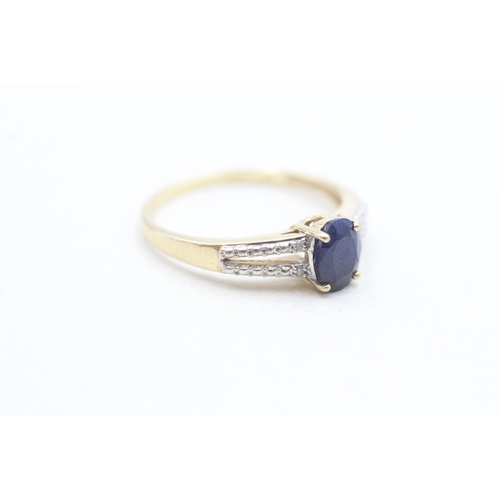 190 - 9ct gold sapphire and diamond dress ring (2.3g) Size Q