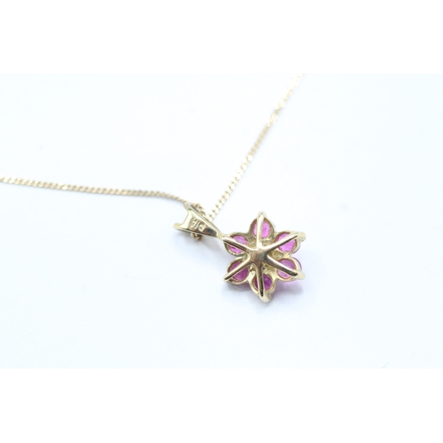 196 - 9ct gold ruby diamond cluster pendant necklace (1.3g)