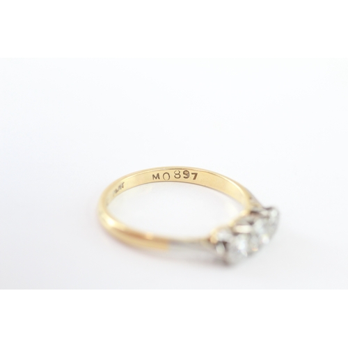 208 - 18ct gold & platinum diamond trilogy ring (2.4g) Size O