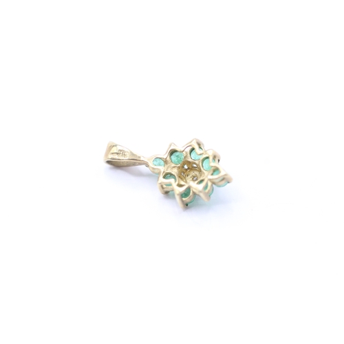 212 - 9ct gold emerald and diamond earring and pendant set (2g)