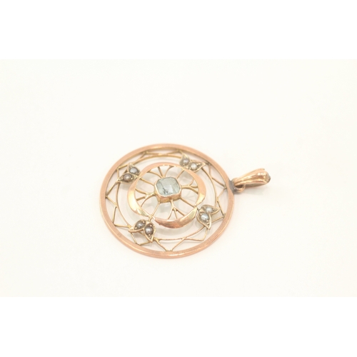 216 - 9ct gold antique blue topaz & seed pearl pendant (2.6g)