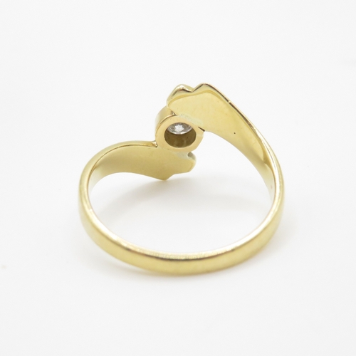 1 - 18ct Gold and Diamond Twist Ring (3g) Size L