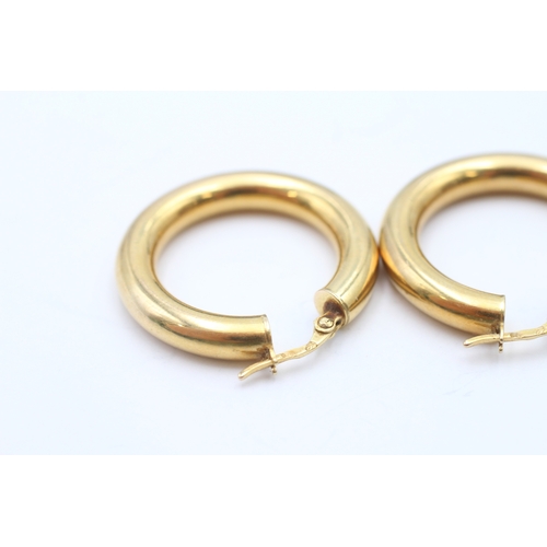 33 - 9ct gold plain hoop earrings (3.8g)