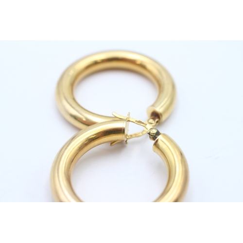 33 - 9ct gold plain hoop earrings (3.8g)