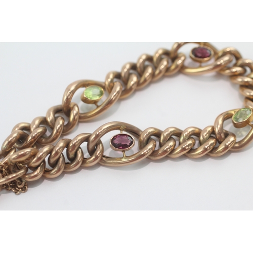 5 - 9ct gold antique peridot & garnet curb chain bracelet (18.9g)