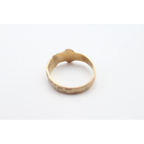51 - 9ct gold vintage buckle ring (1.7g) Size J