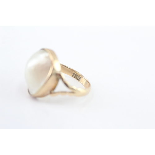 55 - 9ct gold antique mabe pearl dress ring (3.3g) Size K