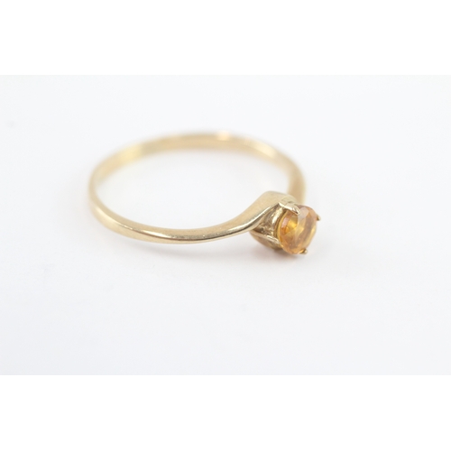 59 - 9ct gold citrine solitaire ring (2.1g) Size V