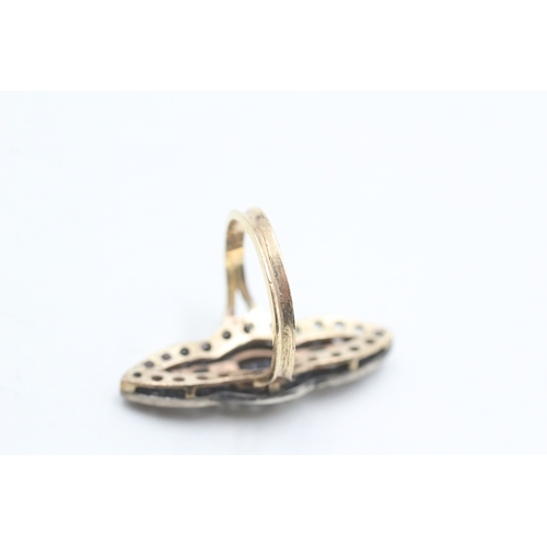 11 - 9ct gold and silver diamond and sapphire marquis ring (5.4g) Size O