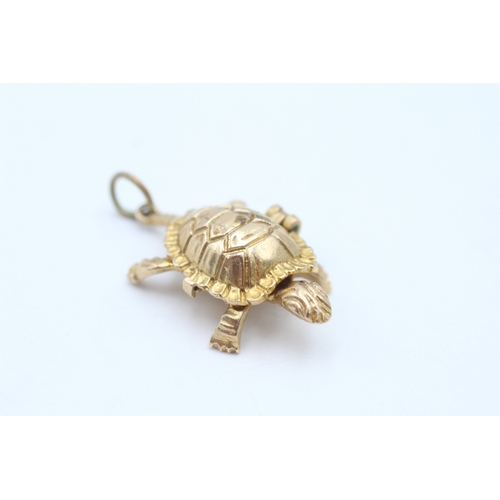 14 - 9ct gold turtle locket pendant (4.7g)
