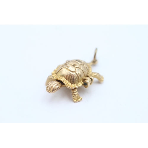 14 - 9ct gold turtle locket pendant (4.7g)