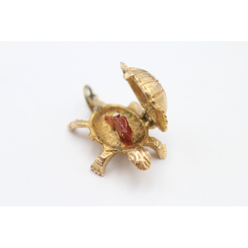 14 - 9ct gold turtle locket pendant (4.7g)