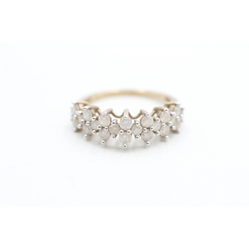 19 - 9ct gold diamond dress ring (2.8g) Size M 1/2
